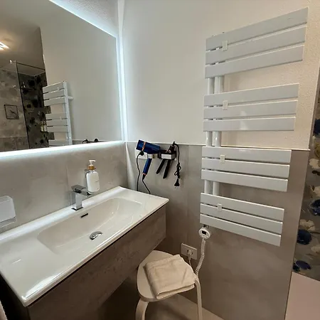 Le Camelie Guest house 3*